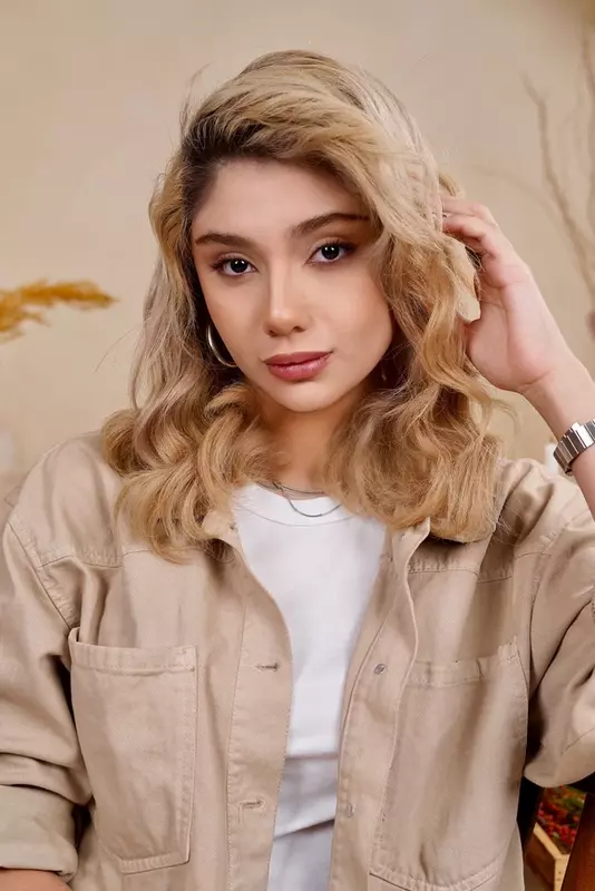 نمونه کار عکاسی مهدیس صادقی