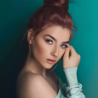 نمونه کار روتوش عکس توسط نظری 