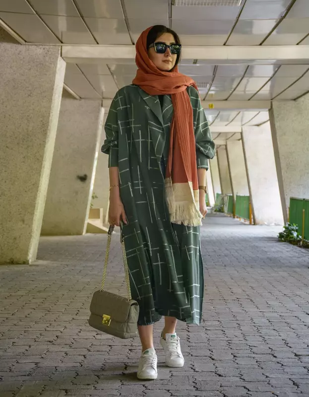 نمونه کار عکاسی مدلینگ ، پوشاک و لباس توسط مقدسین که در تاریخ 1403-09-26 ** دوشنبه  **  ساعت 01:03PM بارگذاری شده است.