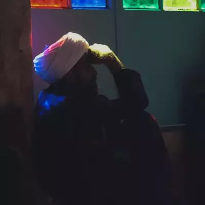 ژست عکس مردانه / پسرانه