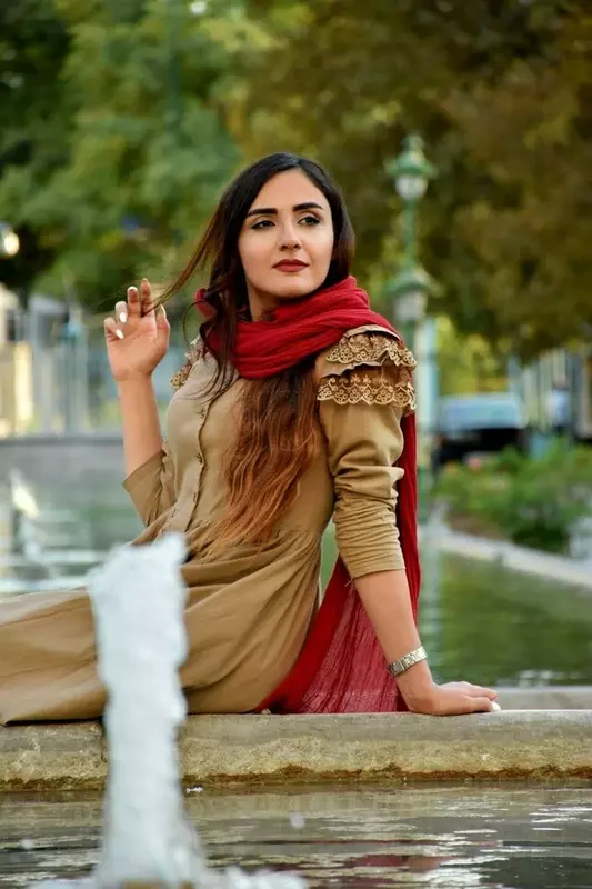 عکاسی چهره - پروفایل از المیرا باطنی