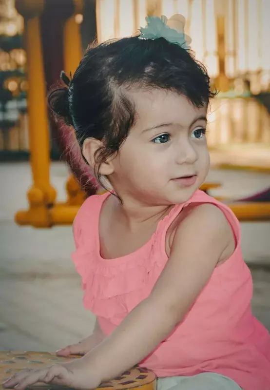 عکاسی کودک از المیرا باطنی