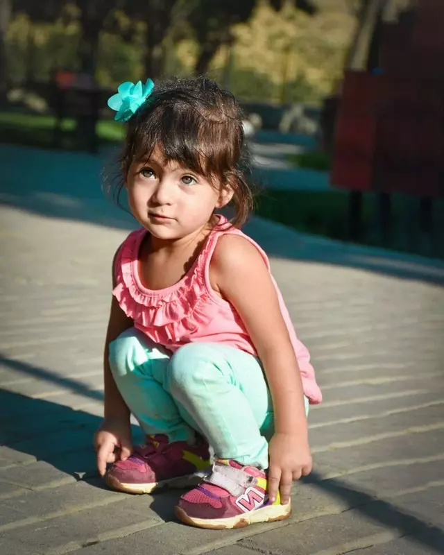 عکاسی کودک از المیرا باطنی