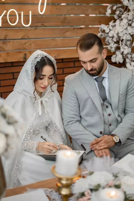 نمونه کار عکاسی عقد، عروسی و فرمالیته توسط کرمی که در تاریخ 1404-01-09 ** شنبه  **  ساعت 09:45PM بارگذاری شده است.