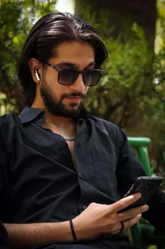 نمونه کار عکاسی چهره - پروفایل توسط قریشی که در تاریخ 1404-02-20 ** شنبه  **  ساعت 02:09PM بارگذاری شده است.