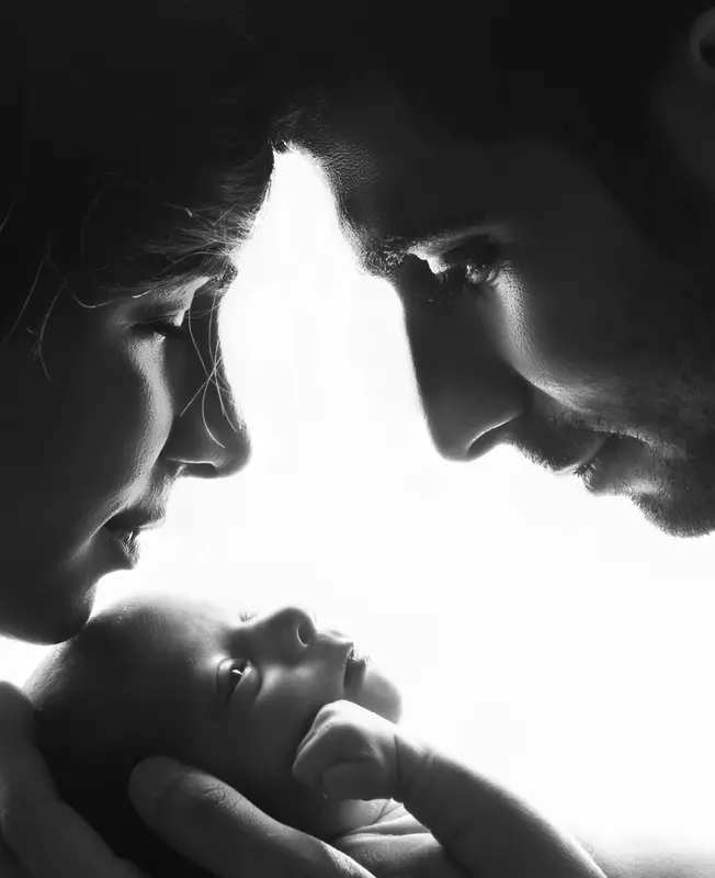 نمونه کار عکاسی نوزاد توسط قاسمی که در تاریخ 1404-02-20 ** شنبه  **  ساعت 05:15PM بارگذاری شده است.