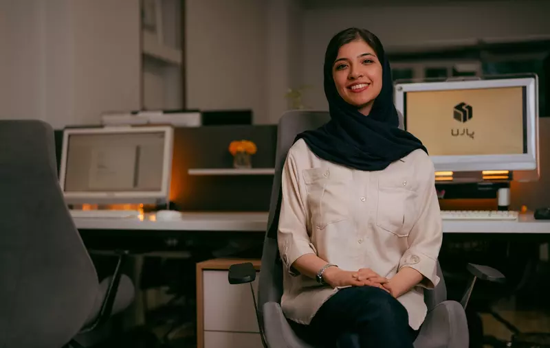 نمونه کار از بهزاد, ایازلو