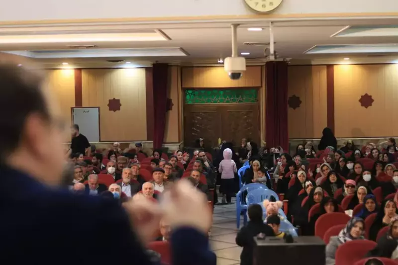 نمونه کار عکاسی همایش و رویداد توسط فرامرزی که در تاریخ 1404-03-04 ** یک‌شنبه  **  ساعت 06:31PM بارگذاری شده است.