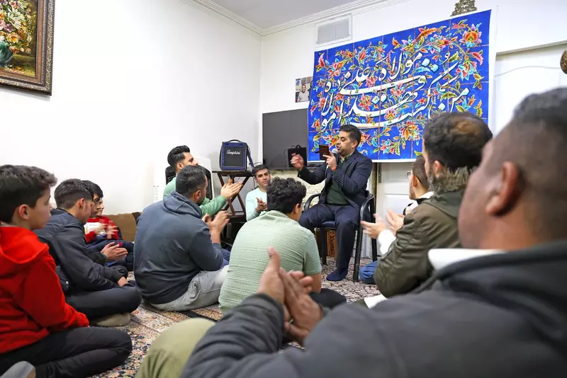 نمونه کار عکاسی مذهبی توسط اسحاقیان که در تاریخ 1404-03-11 ** یک‌شنبه  **  ساعت 03:00PM بارگذاری شده است.