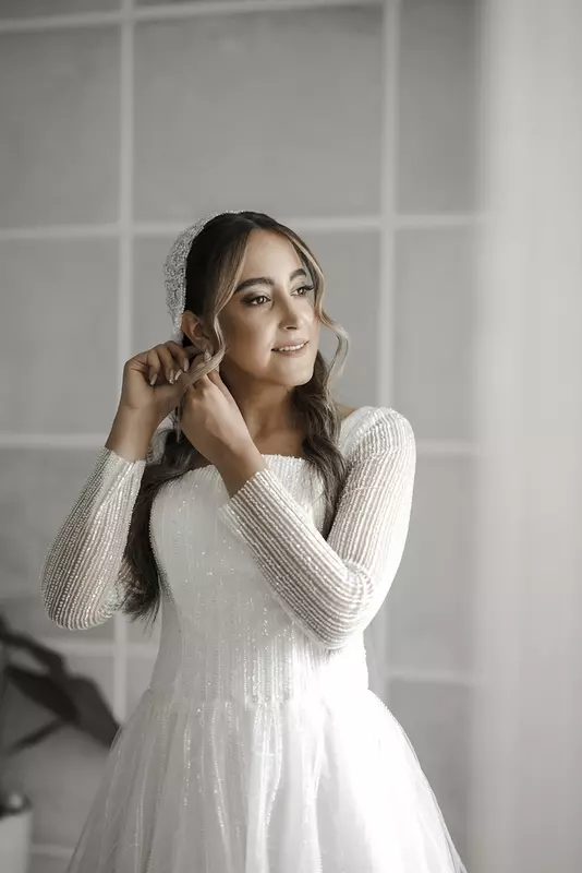 نمونه کار از بیتا, حکیم زاده