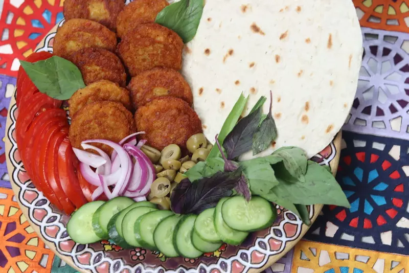 نمونه کار عکاسی تبلیغاتی غذا توسط نیکدم که در تاریخ 1404-04-23 ** دوشنبه  **  ساعت 05:23PM بارگذاری شده است.