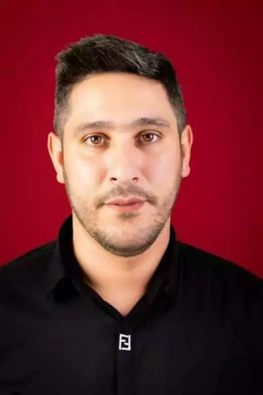 نمونه کار عکاسی پرتره سازمانی توسط علیزادگان  که در تاریخ 1404-05-02 ** پنج‌شنبه  **  ساعت 11:44AM بارگذاری شده است.