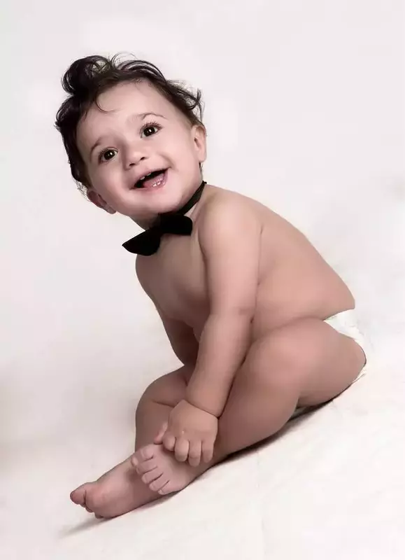 نمونه کار عکاسی کودک توسط شهنواز که در تاریخ 1404-05-05 ** یک‌شنبه  **  ساعت 05:38PM بارگذاری شده است.