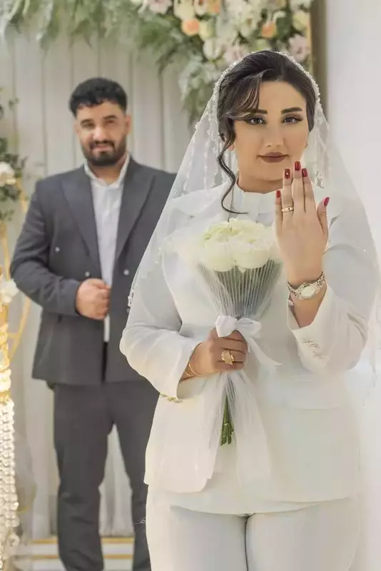 نمونه کار روتوش عکس توسط ایزدمهر که در تاریخ 1404-05-07 ** سه‌شنبه  **  ساعت 02:52AM بارگذاری شده است.
