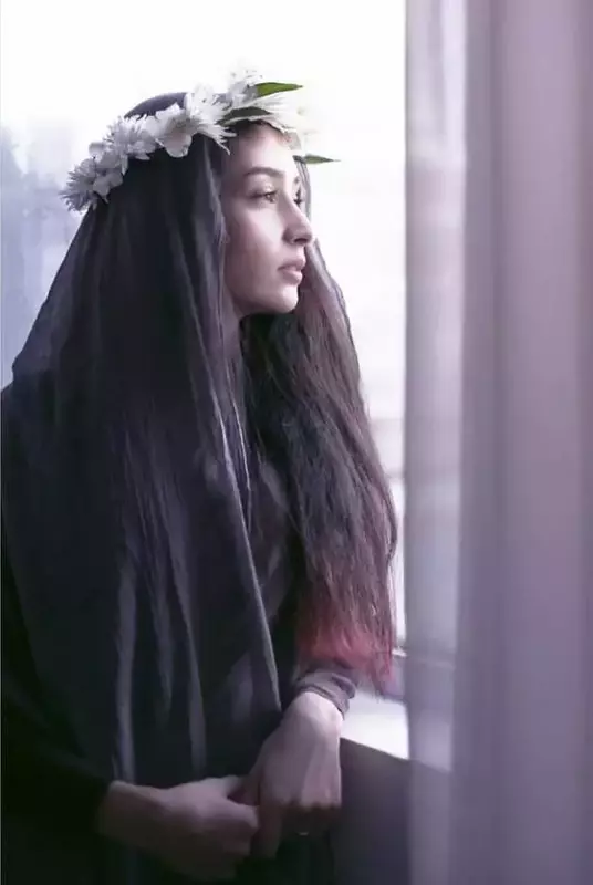 نمونه کار عکاسی چهره - پروفایل توسط برنائی که در تاریخ 1404-05-12 ** یک‌شنبه  **  ساعت 02:06PM بارگذاری شده است.