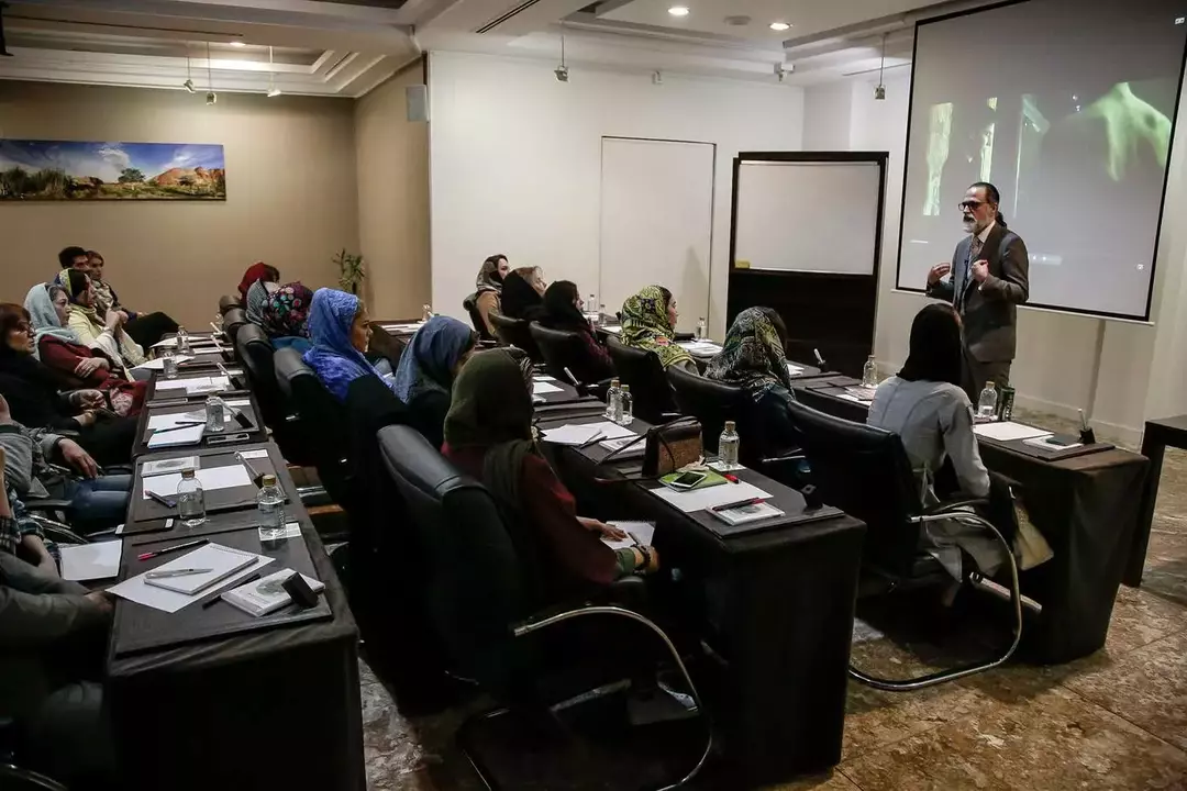 عکاسی پرتره سازمانی از فائزه, حمیدیا