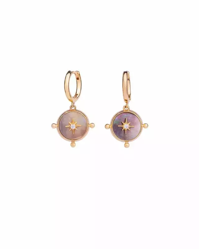 نمونه کار عکاسی طلا و جواهر توسط میرجلیلی که در تاریخ 1404-05-18 ** شنبه  **  ساعت 11:49PM بارگذاری شده است.