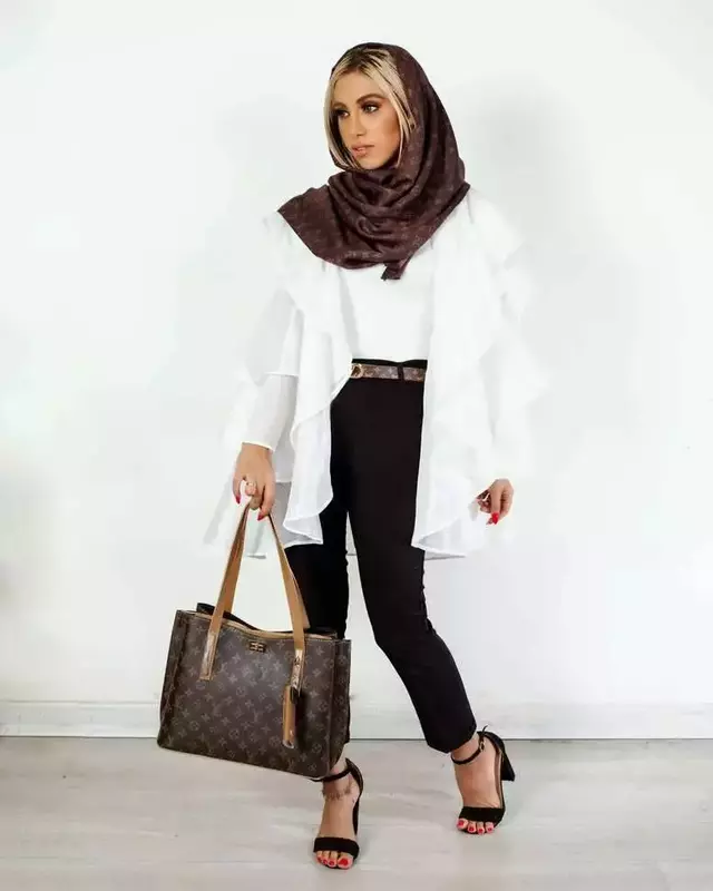 نمونه کار عکاسی مدلینگ توسط بیات که در تاریخ 1404-07-02 ** چهارشنبه  **  ساعت 05:03PM بارگذاری شده است.