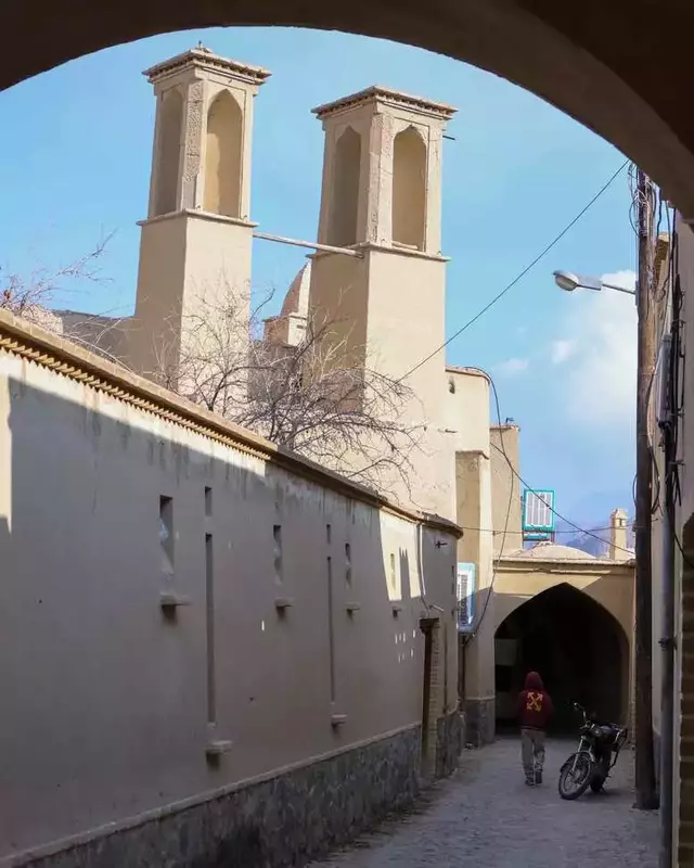 نمونه کار عکاسی سفر و گردشگری توسط بیات که در تاریخ 1404-07-02 ** چهارشنبه  **  ساعت 07:53PM بارگذاری شده است.