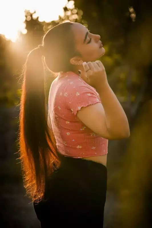 نمونه کار عکاسی چهره - پروفایل توسط کشاورز که در تاریخ 1404-07-14 ** دوشنبه  **  ساعت 12:36AM بارگذاری شده است.