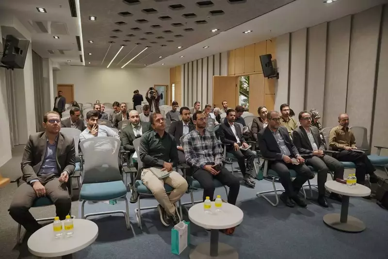 نمونه کار عکاسی همایش و رویداد توسط کشاورز که در تاریخ 1404-07-14 ** دوشنبه  **  ساعت 01:10AM بارگذاری شده است.