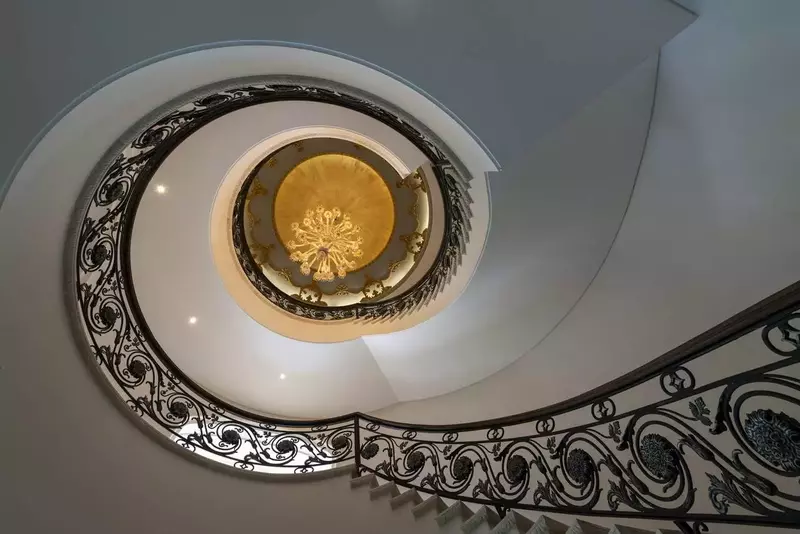 نمونه کار عکاسی معماری و دکوراسیون توسط گلزاریان که در تاریخ 1404-07-17 ** پنج‌شنبه  **  ساعت 12:14AM بارگذاری شده است.