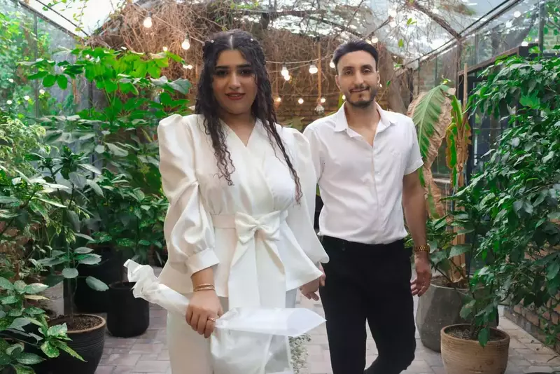 نمونه کار عکاسی زوج و سالگرد توسط رشیدیان که در تاریخ 1404-08-08 ** پنج‌شنبه  **  ساعت 10:18PM بارگذاری شده است.