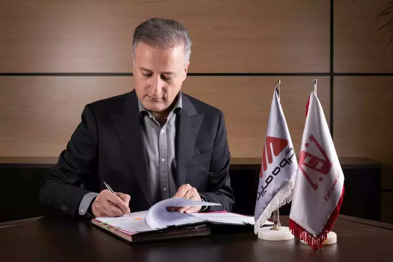 نمونه کار عکاسی پرتره سازمانی توسط موسی که در تاریخ 1404-08-11 ** یک‌شنبه  **  ساعت 04:14PM بارگذاری شده است.