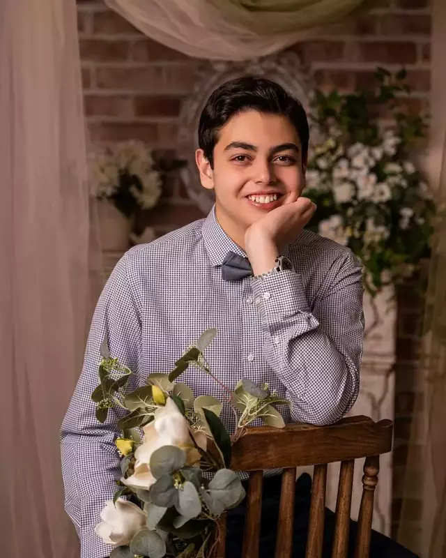 نمونه کار عکاسی چهره - پروفایل توسط بیگی که در تاریخ 1404-08-12 ** دوشنبه  **  ساعت 02:33PM بارگذاری شده است.