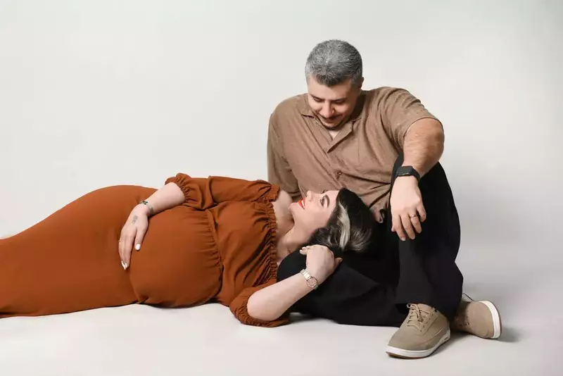 نمونه کار عکاسی بارداری توسط صفری که در تاریخ 1404-08-17 ** شنبه  **  ساعت 08:33PM بارگذاری شده است.