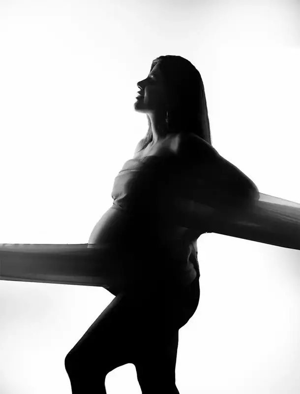 نمونه کار عکاسی بارداری توسط ریاسی  که در تاریخ 1404-08-19 ** دوشنبه  **  ساعت 05:04PM بارگذاری شده است.