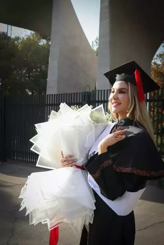 نمونه کار عکاسی فارغ التحصیلی توسط پورمحمدی که در تاریخ 1404-08-20 ** سه‌شنبه  **  ساعت 06:01PM بارگذاری شده است.