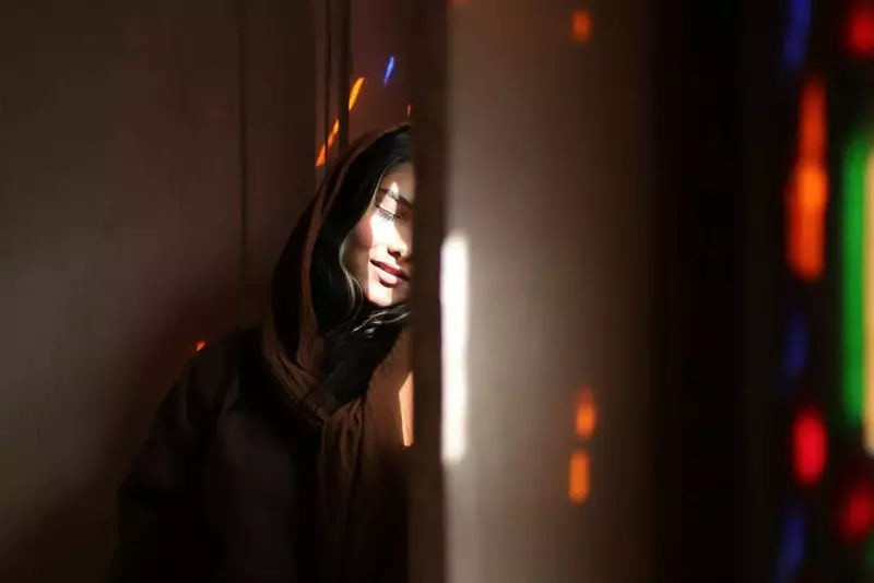 نمونه کار عکاسی چهره - پروفایل توسط سعادت فر که در تاریخ 1404-08-21 ** چهارشنبه  **  ساعت 03:41PM بارگذاری شده است.