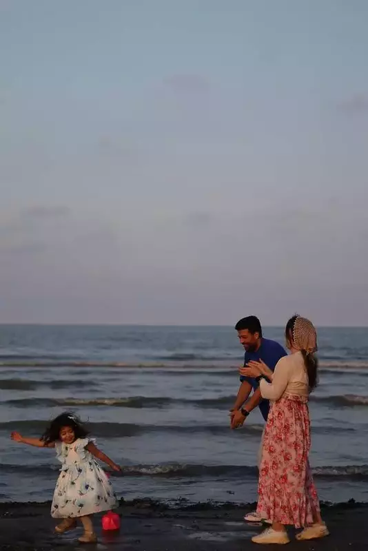 نمونه کار عکاسی خانوادگی توسط سعادت فر که در تاریخ 1404-08-21 ** چهارشنبه  **  ساعت 11:46PM بارگذاری شده است.