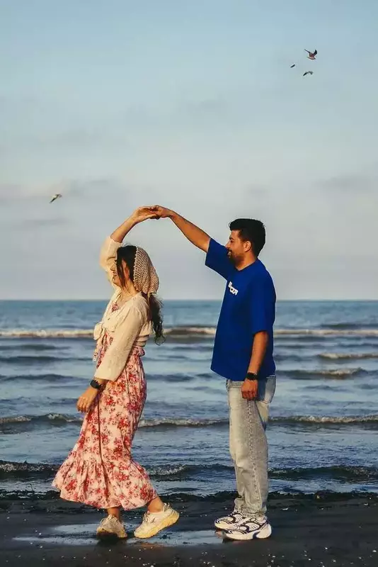 نمونه کار عکاسی زوج و سالگرد توسط سعادت فر که در تاریخ 1404-08-21 ** چهارشنبه  **  ساعت 11:48PM بارگذاری شده است.