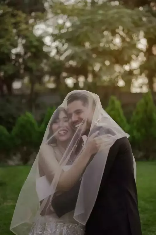 نمونه کار عکاسی زوج و سالگرد توسط قاسمی که در تاریخ 1404-09-02 ** یک‌شنبه  **  ساعت 05:12PM بارگذاری شده است.