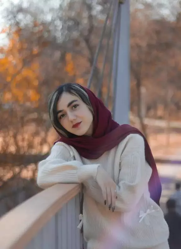 عکاسی چهره - پروفایل از غزل واعظی پور