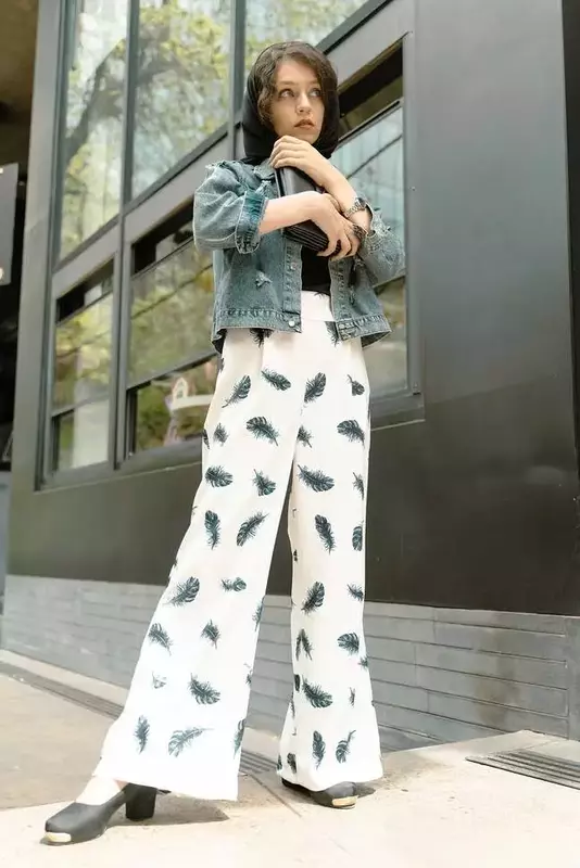 نمونه کار عکاسی چهره - پروفایل توسط عصار که در تاریخ 1404-09-03 ** دوشنبه  **  ساعت 09:59AM بارگذاری شده است.