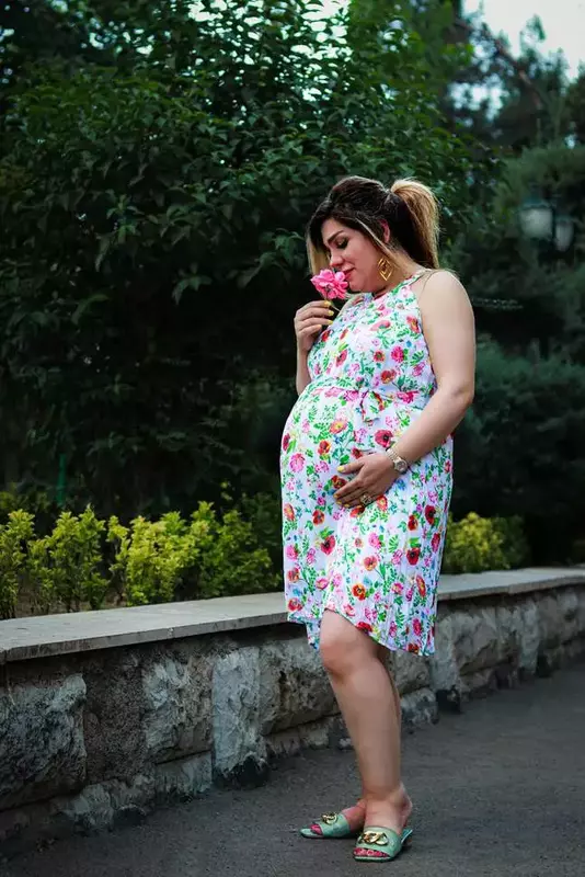 عکاسی بارداری از مهرو باقری