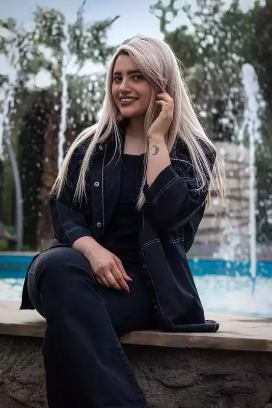 نمونه کار عکاسی چهره - پروفایل توسط باقری که در تاریخ 1404-09-04 ** سه‌شنبه  **  ساعت 08:20PM بارگذاری شده است.