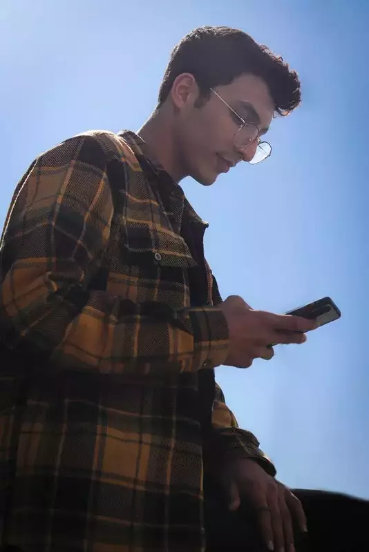 نمونه کار عکاسی چهره - پروفایل توسط باقری که در تاریخ 1404-09-04 ** سه‌شنبه  **  ساعت 08:46PM بارگذاری شده است.