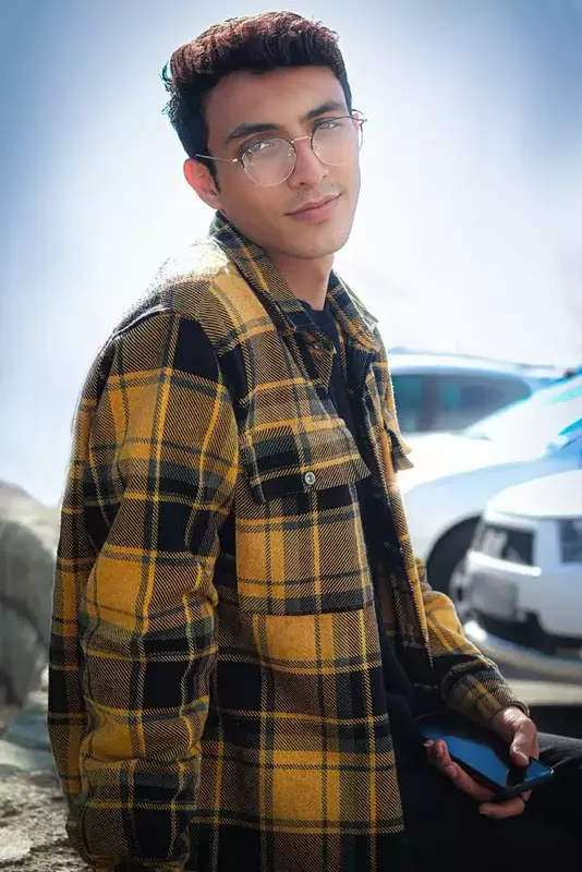 نمونه کار عکاسی چهره - پروفایل توسط باقری که در تاریخ 1404-09-04 ** سه‌شنبه  **  ساعت 08:47PM بارگذاری شده است.