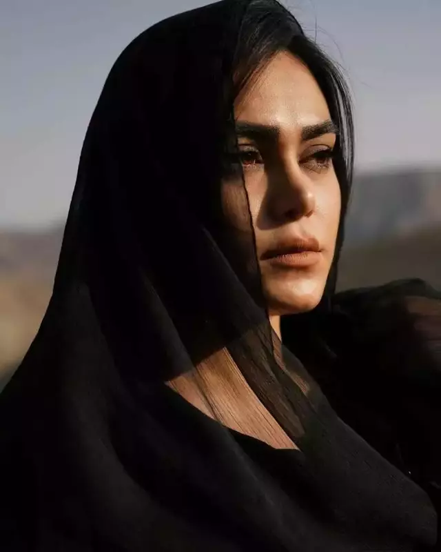 نمونه کار عکاسی چهره - پروفایل توسط مهری که در تاریخ 1404-09-14 ** جمعه  **  ساعت 12:59AM بارگذاری شده است.