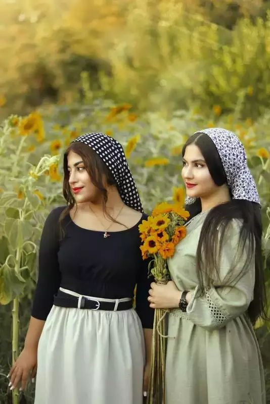 نمونه کار عکاسی چهره - پروفایل توسط قاسمی که در تاریخ 1404-09-14 ** جمعه  **  ساعت 01:35AM بارگذاری شده است.