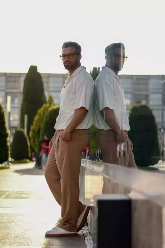 نمونه کار عکاسی چهره - پروفایل توسط قاسمی که در تاریخ 1404-09-14 ** جمعه  **  ساعت 01:35AM بارگذاری شده است.