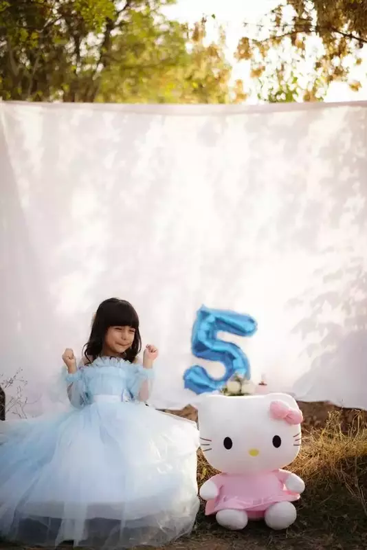 نمونه کار از هلیا کاظمیان