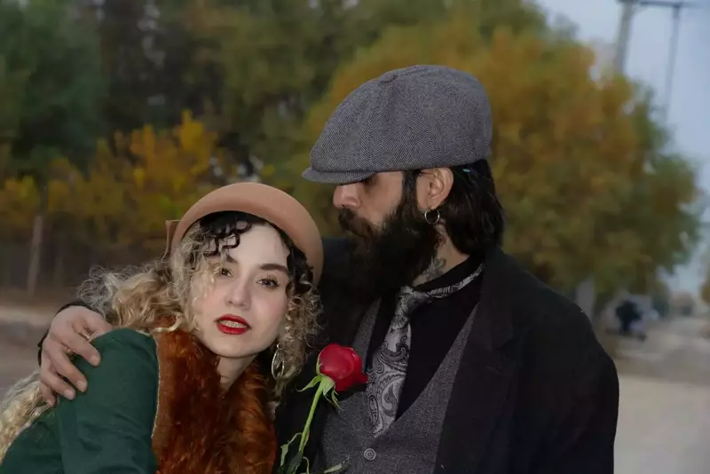 آفیش همکاران آفیش عکاس یا فیلمبردار دوم از امید صنوبری