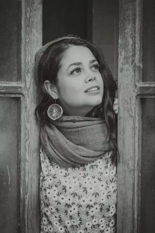 نمونه کار عکاسی چهره - پروفایل توسط پریدار که در تاریخ 1404-09-16 ** یک‌شنبه  **  ساعت 04:26PM بارگذاری شده است.