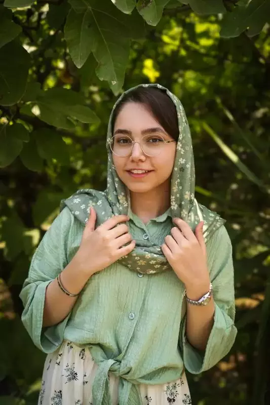 عکاسی چهره - پروفایل از مائده  نوروزی 