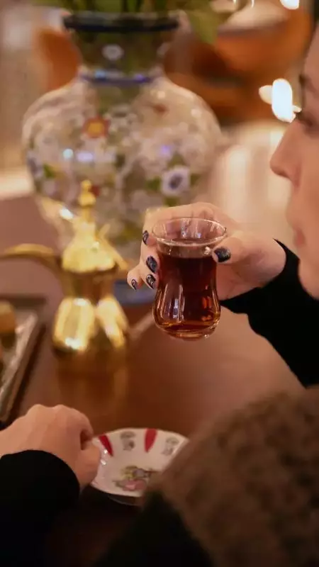 نمونه کار از شیرین نکویی